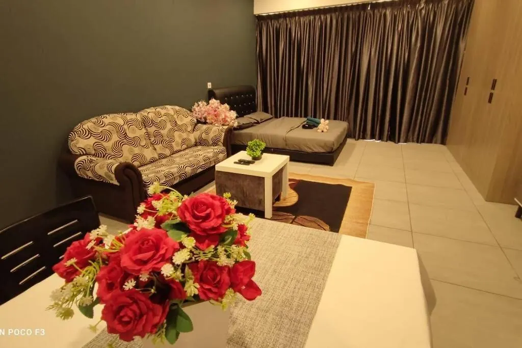 Bs1008- Klia Self Check-In- Wi-Fi-Netflix- Parking-Pool, 5088 Apartment Sepang