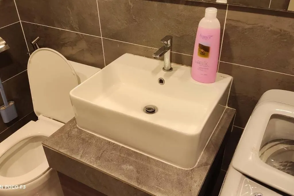 Bs1008- Klia Self Check-In- Wi-Fi-Netflix- Parking-Pool, 5088 Apartment Sepang 0*,  Malaysia